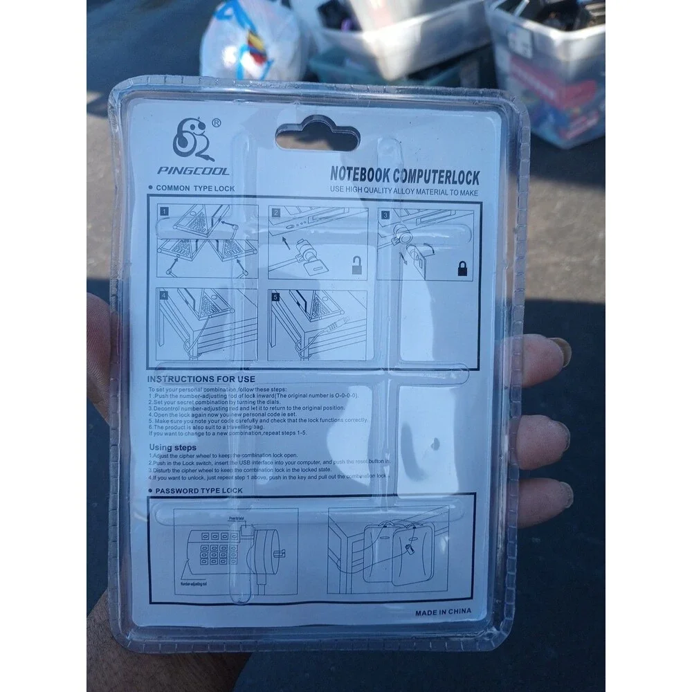NOTEBOOK LAPTOP COMPUTER LOCK WITH KEY